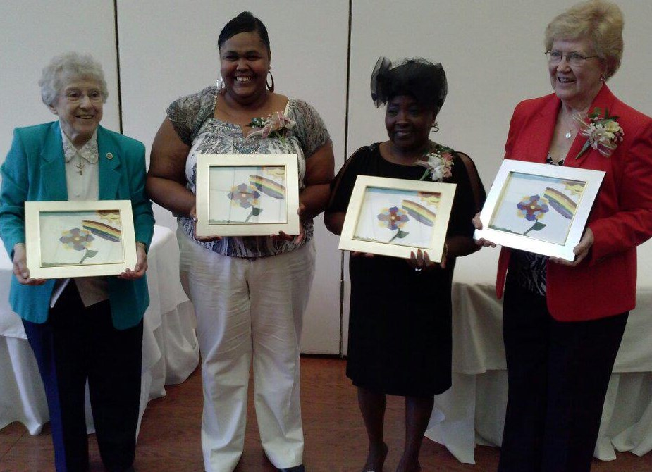2013 Hats Off to Mom Honorees