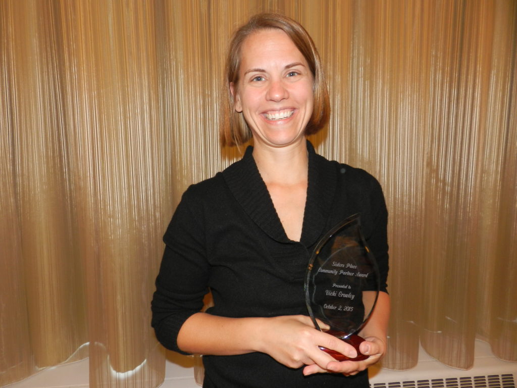 2015 Community Partner Award Recipient, Vicki Crowley at the Setting a Place for My Sister Annual Luncheon.